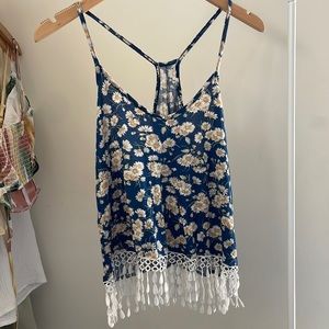 pacsun navy daisy tank top with tassels